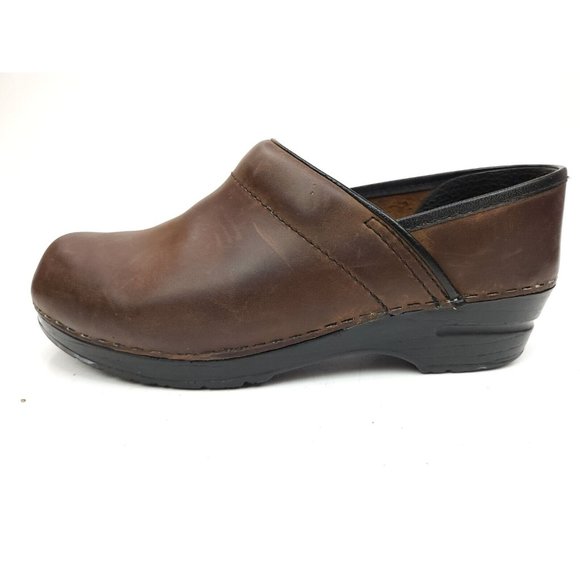 Dansko Staple Clog Brown Slip-On Leather Clogs Women EUR 37 US 6.5-7 - Picture 1 of 9